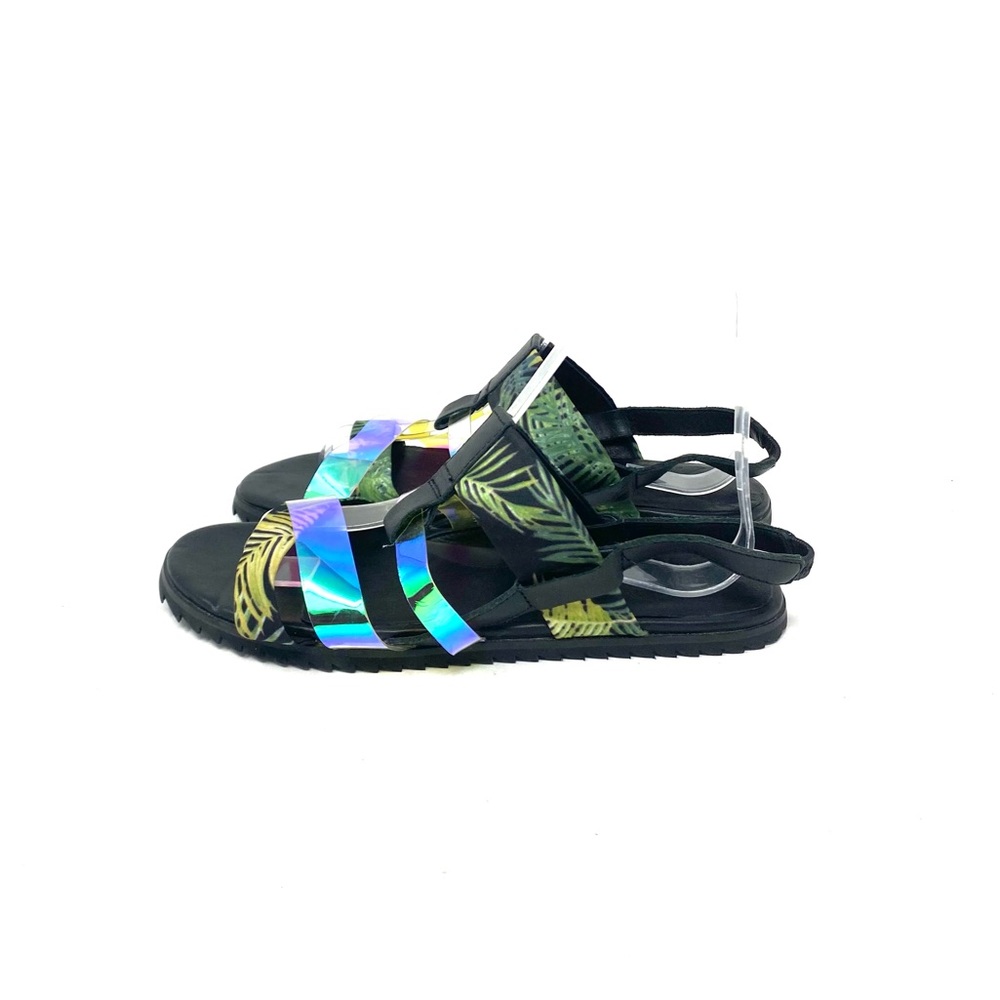 YES Sandals